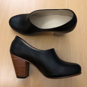 Nisolo Austin Booties size 6